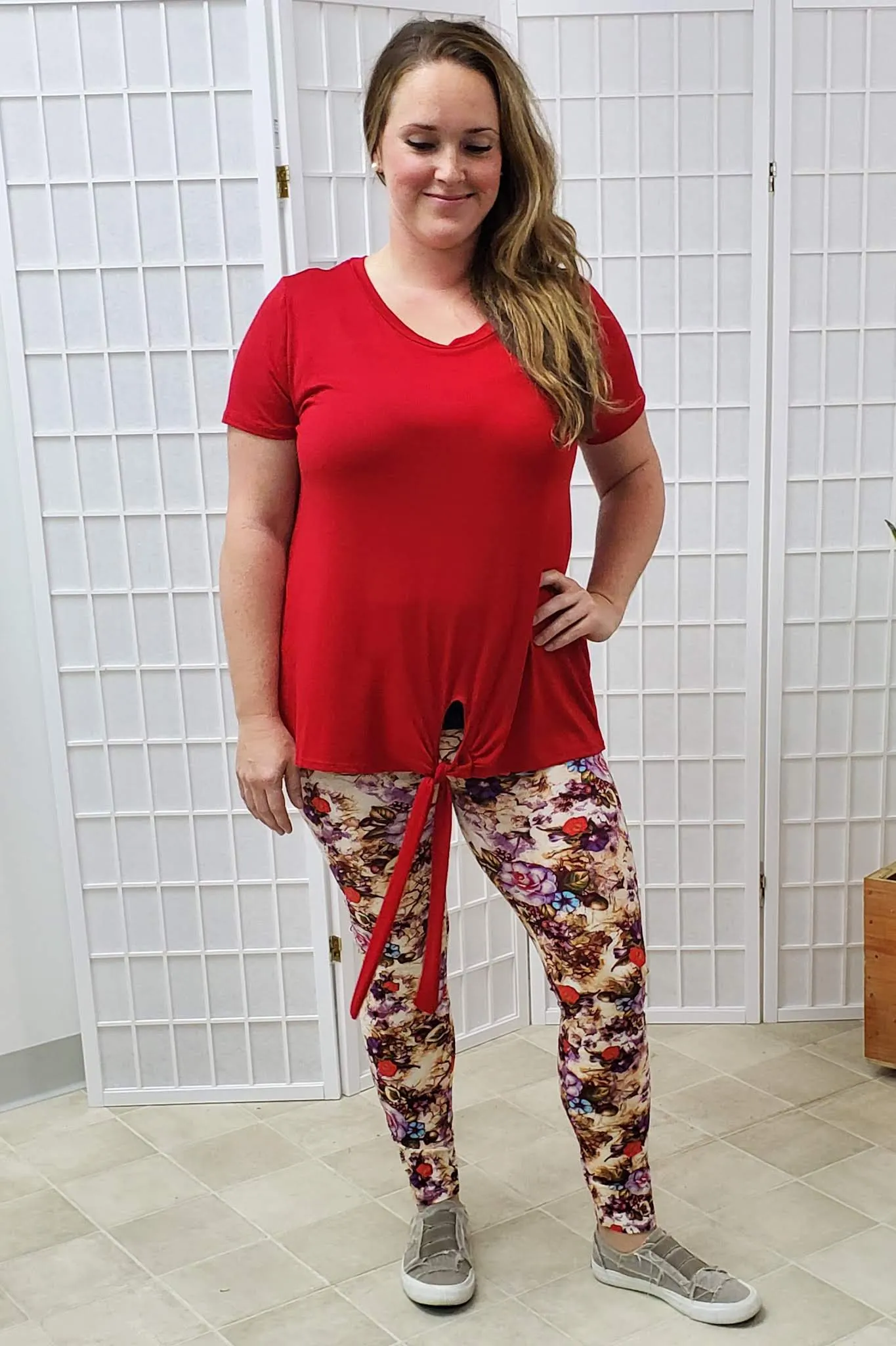 Avelyn Red Front Tie Top MED-3XL