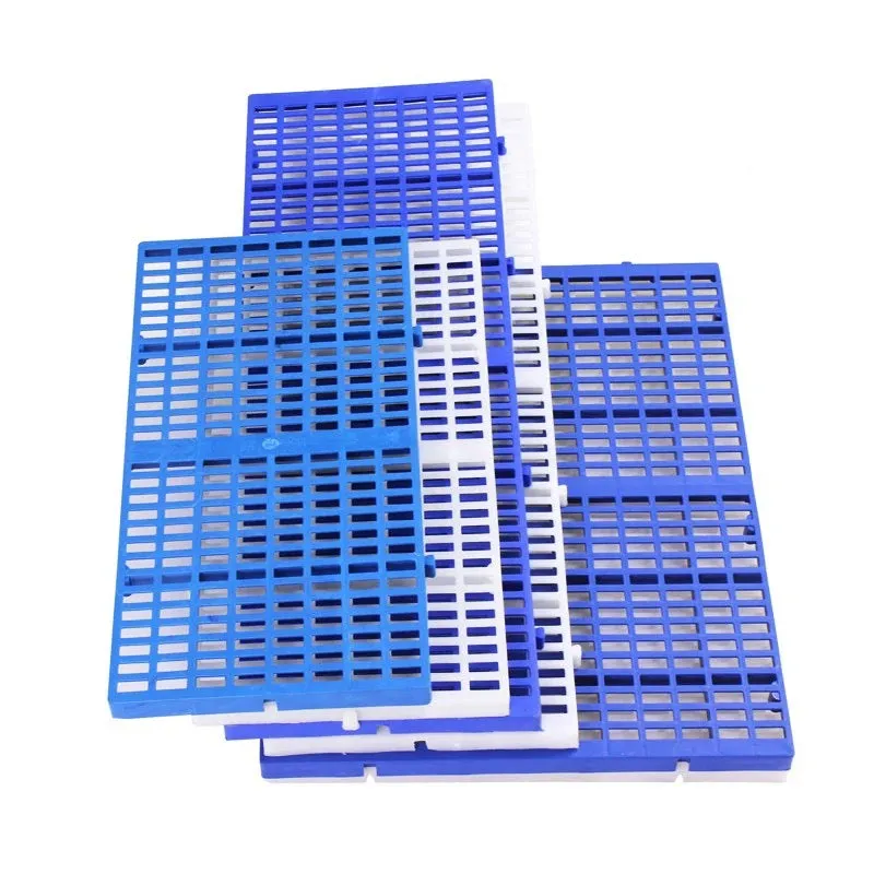 Crate Mats Durable PP Crate Mats to suit most dog crates trolleys - various sizes and colours